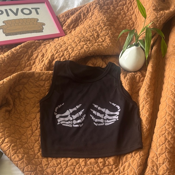 Tops - Skeleton Graphic Crop Tank Top- SHEIN - no tags size small💀
